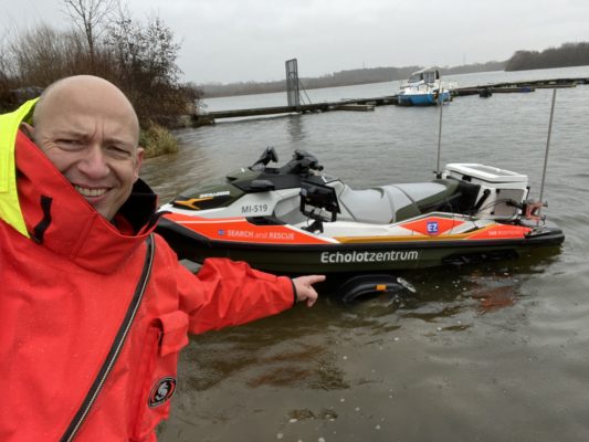 Unser SAR Search & Rescue Jetski - mit viel Echolottechnik