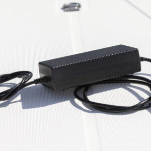 TEMO 12V Ladegerät mit Zigarettenanzünderstecker - TEMO 450